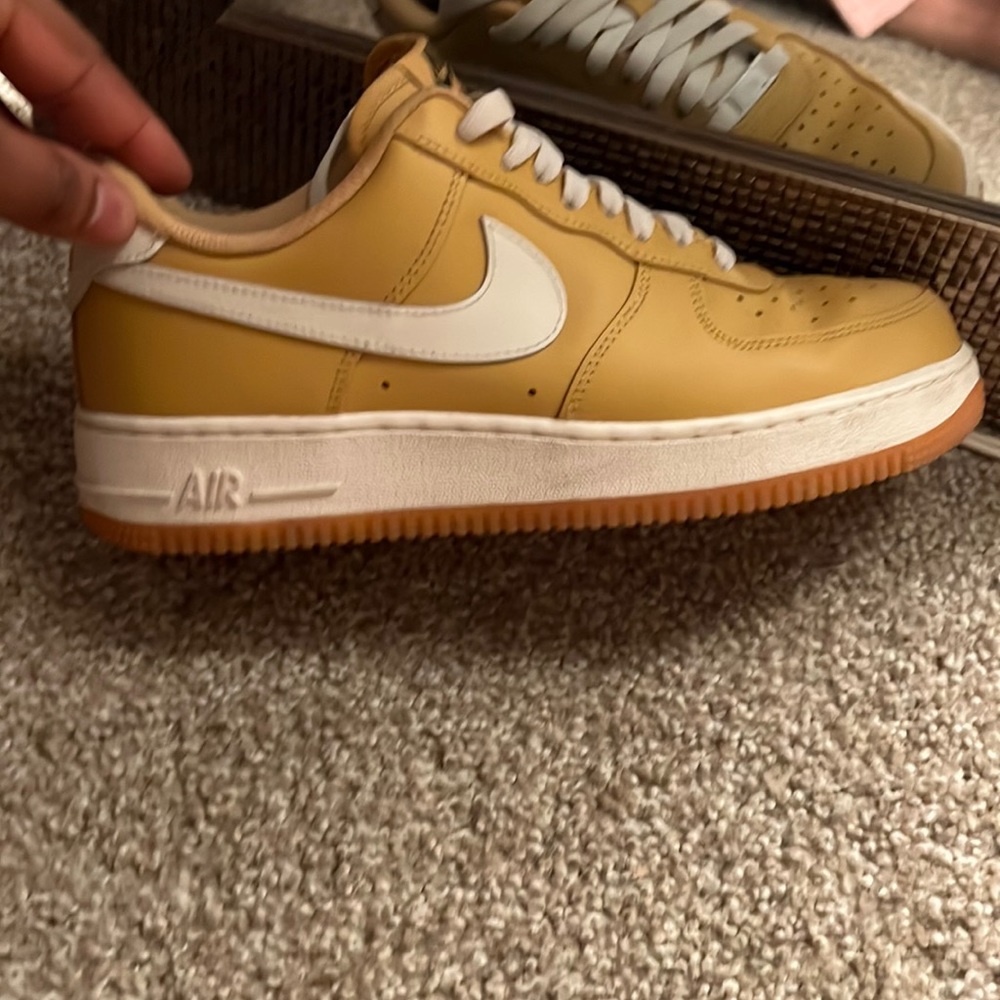 Gently worn Nikes Air Force 1